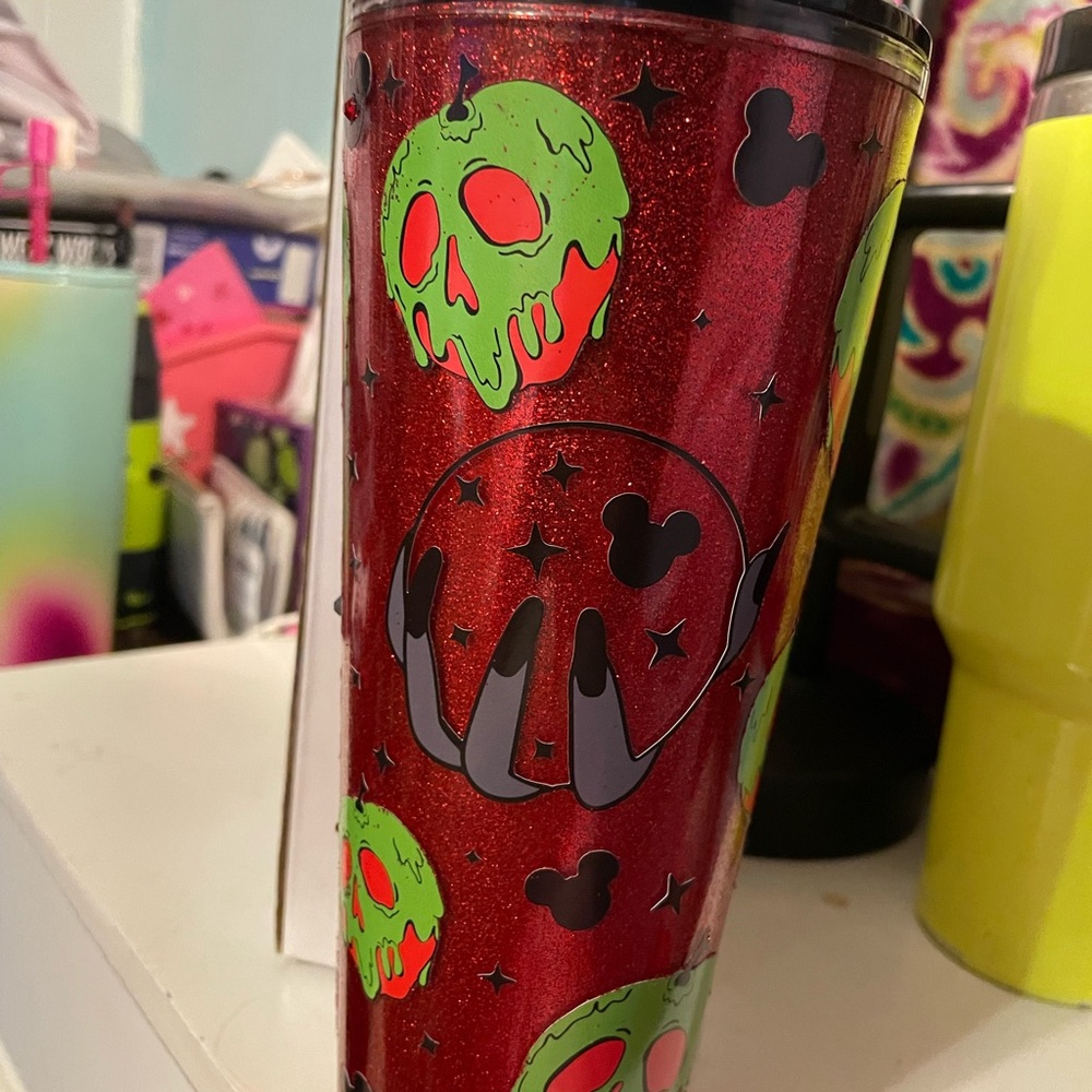 HM Custom Poison Apple Red and Green Glitter DW Tumbler
